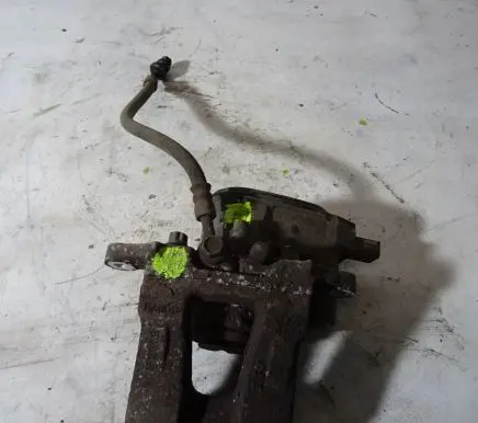 Hyundai i40 Rear brake caliper