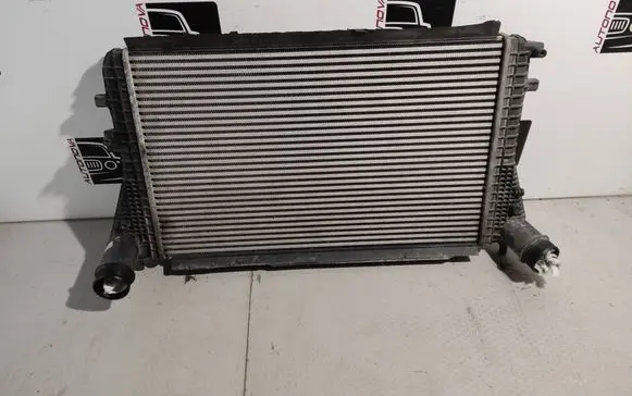 Volkswagen PASSAT B7 Intercooler radiator 3C0145805AN 18071229