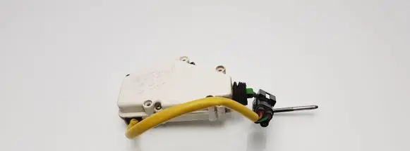 Fuel tank cap lock motor