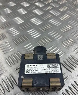 Audi Q7 4M Blind spot module 4M0907566