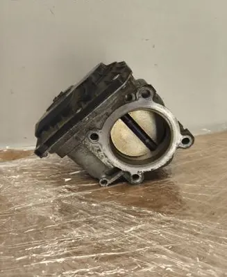 Volvo XC90 Throttle valve 31293736