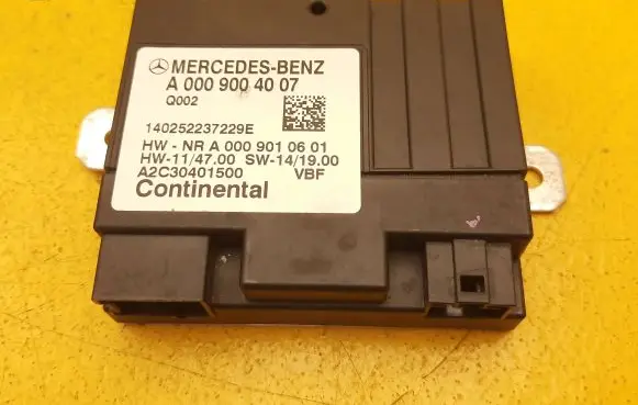 Mercedes-Benz C W205 Fuel injection pump control unit/module A0009004007