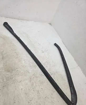 Bentley Continental Rubber seal front coupe door 3SD837155A