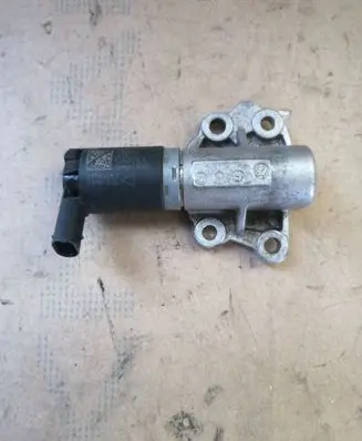 Volvo S60 Camshaft vanos timing valve PJ262773 31480440 14150073