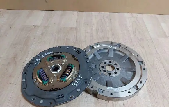 Toyota C-HR I Clutch set kit 0K043018