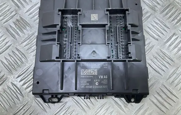 Skoda Rapid (NH) Comfort/convenience module 6R0937087P