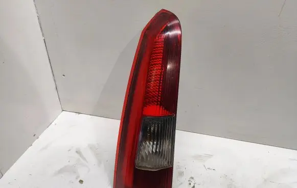 Volvo V70 Rear/tail lights 9154493
