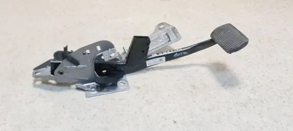 Ford Grand C-MAX Brake pedal AV612467BC 11576M04