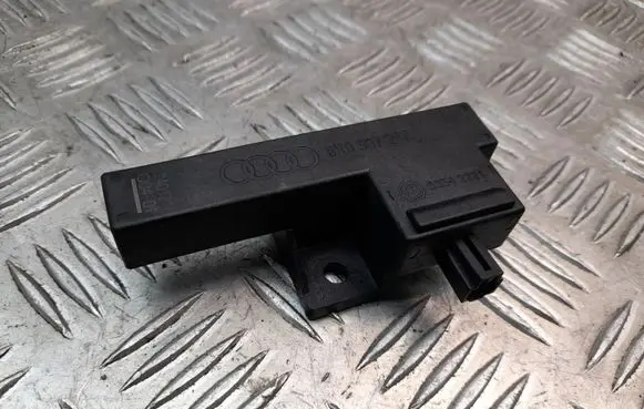 Audi A7 S7 4G Keyless (KESSY) go control unit/module 8K0907247
