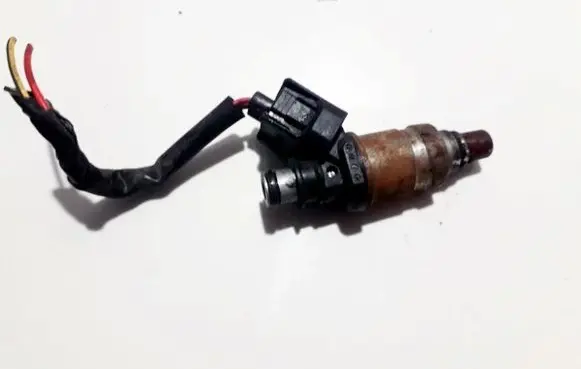 Fuel injector