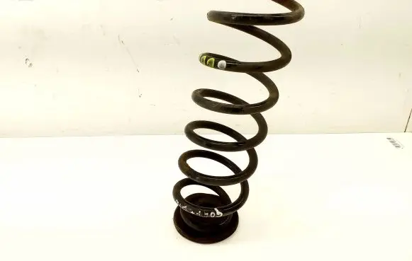 Volkswagen Golf Plus Rear coil spring
