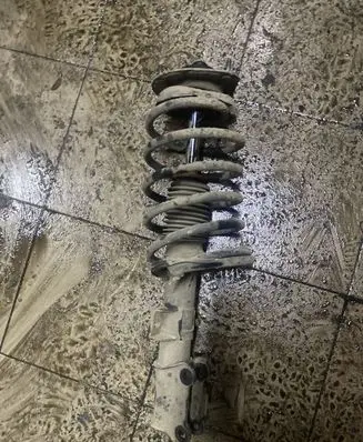 Volvo V70 Front shock absorber/damper
