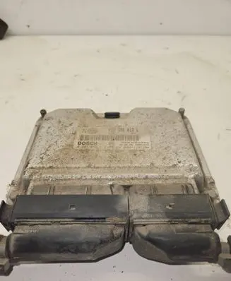 Volkswagen Golf IV Engine control unit/module 038906012L 28SA4242 0281010112