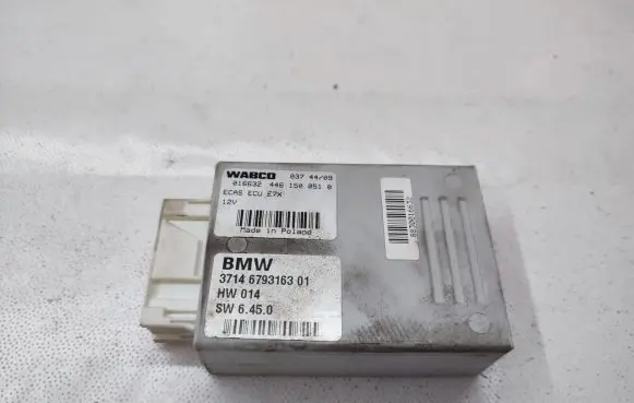 BMW X5 E70 Air suspension control unit module (rear) 6793163