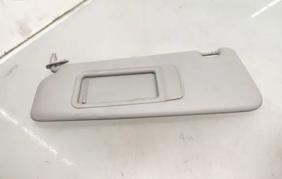 BMW 3 E90 E91 Sun visor