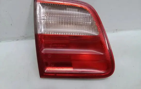 Mercedes-Benz E W210 Tailgate rear/tail lights A2108205964