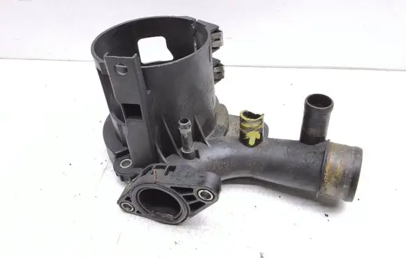 Mercedes-Benz C W204 Fuel filter bracket/mount holder A6512000456