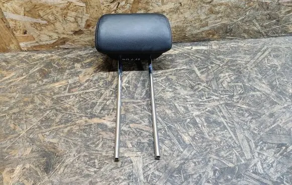 Mercedes-Benz E W212 Rear seat headrest 