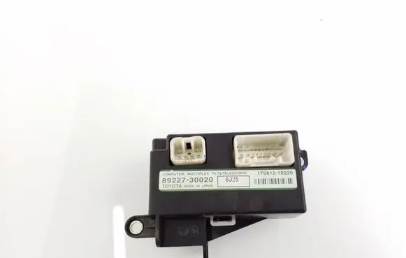 Lexus GS 300 350 430 450H Other control units/modules 8922730020 17581210220