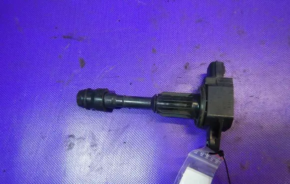 High voltage ignition coil
