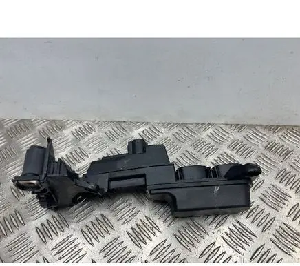 BMW 7 G11 G12 Current control relay 6804730