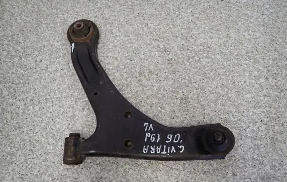 Suzuki Grand Vitara II Rear suspension control arm 