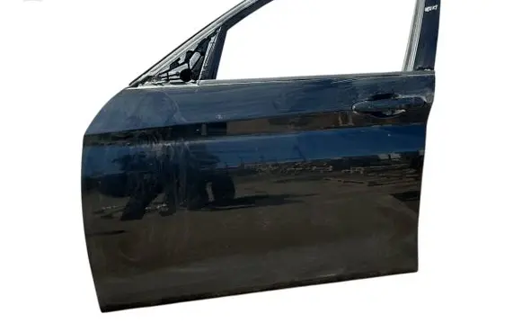 BMW 1 F20 F21 Front door 