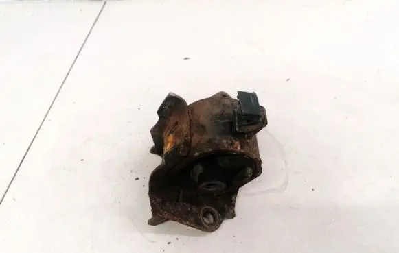 Toyota Avensis Verso Engine mount bracket