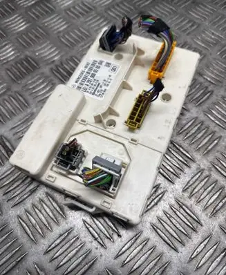 Mercedes-Benz E A207 Convertible roof control unit A2079006500 A2079011500 A2079024100