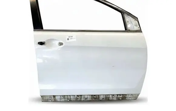 Honda CR-V Front door