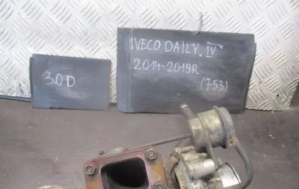 Iveco Daily 6th gen Turbo air intake inlet pipe/hose 504385765