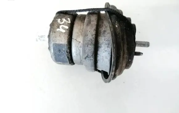 Jaguar XF Engine mount bracket