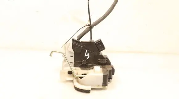 Hyundai i20 (GB IB) Front door lock