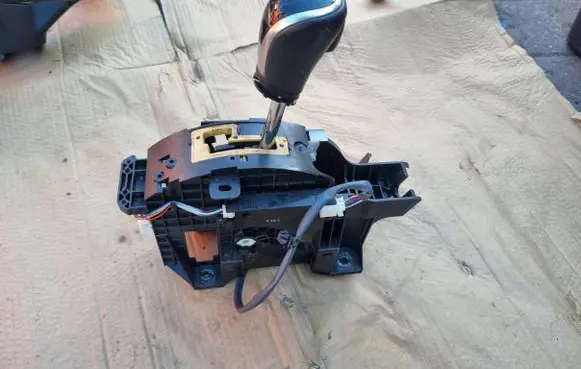 Nissan Qashqai Gear selector/shifter in gearbox 34901HV058