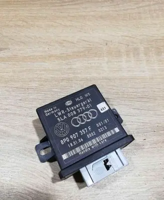 Audi A6 S6 C6 4F Light module LCM 5LA00837901 8P0907357F