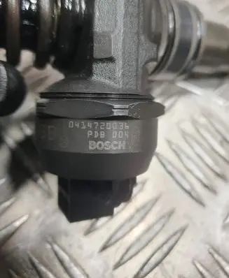 Volkswagen Sharan Fuel injectors set 038130073AH 0414720036