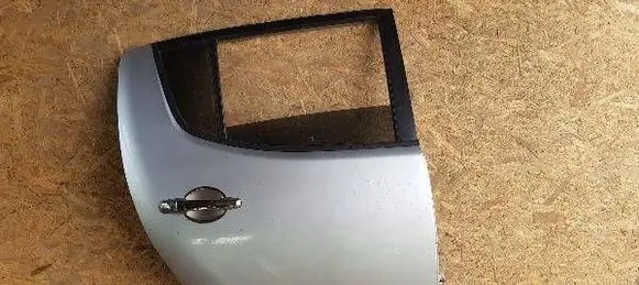 Mitsubishi L200 Rear door L200.MITSUBISHI