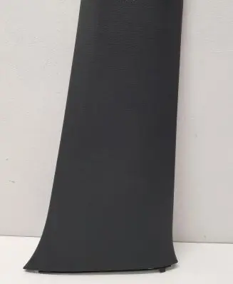 (B) pillar trim (bottom)