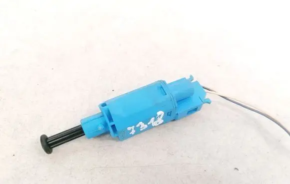Volkswagen PASSAT B4 Brake pedal sensor switch 1H0927189
