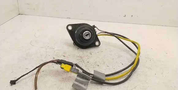 BMW 7 E38 Tailgate/trunk/boot lock/catch/latch 8150240
