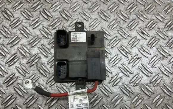 BMW 6 F06 Gran coupe Power management control unit 7634274