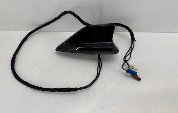 Renault Koleos II Aerial GPS antenna 282066832R A1802200505