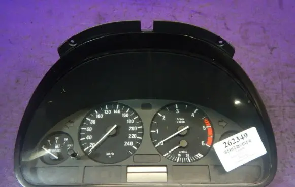 BMW 5 E39 Speedometer (instrument cluster) 62116907018