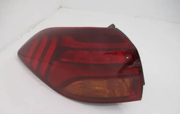Hyundai Tucson TL Rear/tail lights 92401D7600