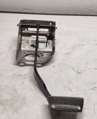 Dodge Challenger Brake pedal 4779688AJ