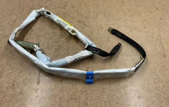 BMW 3 E46 Passenger airbag 72128268166 8268166