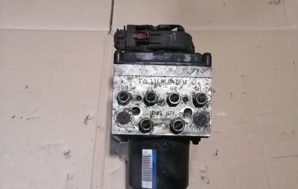 Volkswagen PASSAT B6 ABS Pump 3C0614095P 16332401 16332501A