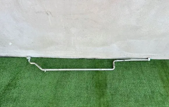 Opel Vivaro Air conditioning (A/C) pipe/hose 924622085R