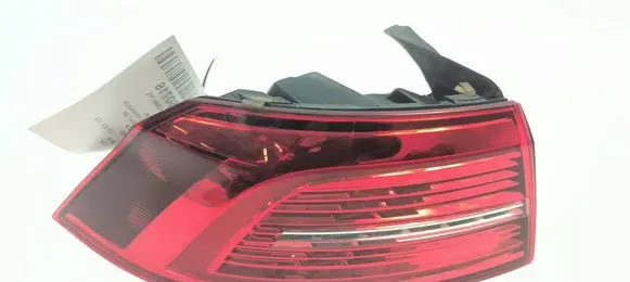 Volkswagen PASSAT B8 Rear/tail lights 3G5945207C