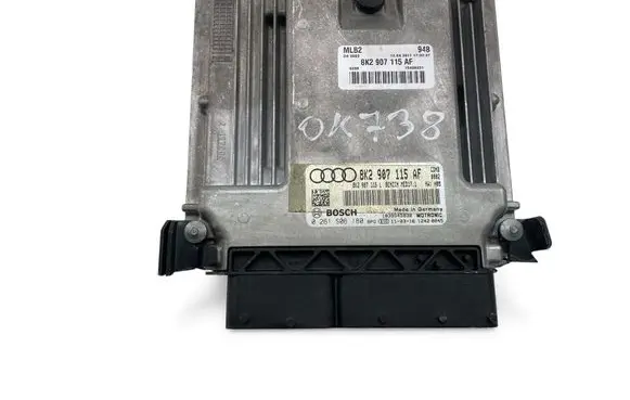 Audi A5 8T 8F Engine control unit/module ECU 8K2907115AF 0261S06180